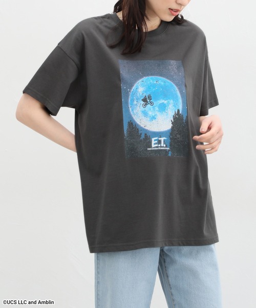 Honeys（ハニーズ）の「Ｅ．Ｔ．／ゆるＴシャツ（Tシャツ/カットソー・レディース・ブラック/オフホワイト/スミクロ・S/M/L/LL）」の12枚目の写真