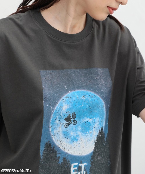 Honeys（ハニーズ）の「Ｅ．Ｔ．／ゆるＴシャツ（Tシャツ/カットソー・レディース・ブラック/オフホワイト/スミクロ・S/M/L/LL）」の15枚目の写真