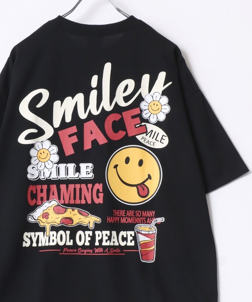 SMILEY FACE(スマイリーフェイス)の「SMILEY FACE/スマイリーフェイス ワンポイントロゴ刺繍 フロント バックプリント オーバーサイズ半袖Tシャツ レディース メンズ(Tシャツ/カットソー・レディース・ホワイト系その他4/ライトグリーン/ホワイト/ブラック系その他4/ホワイト系その他3/ホワイト系その他/ブラック系その他3/ホワイト系その他2/ブラック系その他/ブラック系その他7/ブルー系その他/ネイビー/ブラック系その他6/ホワイト系その他5/サックスブルー/ブラック系その他2/ブラック/ブラック系その他5・L/M/LL)」の13枚目の写真