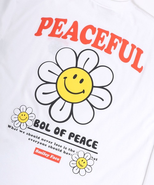 SMILEY FACE(スマイリーフェイス)の「SMILEY FACE/スマイリーフェイス ワンポイントロゴ刺繍 フロント バックプリント オーバーサイズ半袖Tシャツ レディース メンズ(Tシャツ/カットソー・レディース・ホワイト系その他4/ライトグリーン/ホワイト/ブラック系その他4/ホワイト系その他3/ホワイト系その他/ブラック系その他3/ホワイト系その他2/ブラック系その他/ブラック系その他7/ブルー系その他/ネイビー/ブラック系その他6/ホワイト系その他5/サックスブルー/ブラック系その他2/ブラック/ブラック系その他5・L/M/LL)」の22枚目の写真
