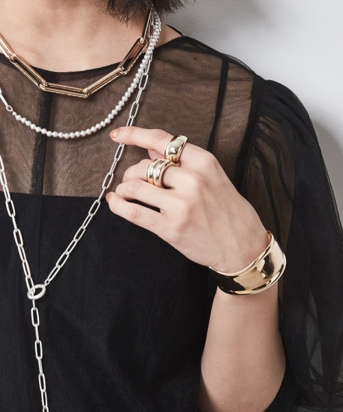 CHIC STYLE(シックスタイル)の「<大きいサイズ>ぷっくりデザインリング2点セット (選べる3サイズ) シックスタイル(リング・レディース・ゴールド・16号/20号/18号)」の2枚目の写真