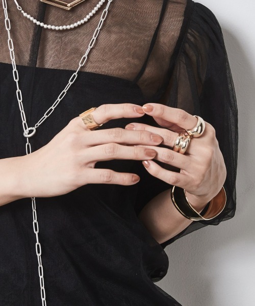 CHIC STYLE(シックスタイル)の「<大きいサイズ>ぷっくりデザインリング2点セット (選べる3サイズ) シックスタイル(リング・レディース・ゴールド・16号/20号/18号)」の4枚目の写真