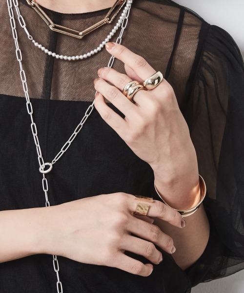 CHIC STYLE(シックスタイル)の「<大きいサイズ>ぷっくりデザインリング2点セット (選べる3サイズ) シックスタイル(リング・レディース・ゴールド・16号/20号/18号)」の5枚目の写真