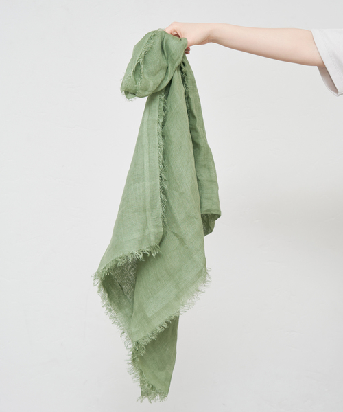 IENA（イエナ）の「【NIMNIMDUAI/ニムニムデュアイ】SQUARE LINEN GAUZE リネンガーゼ スクエア（ストール/ショール・レディース・ブラック系その他/シャーベット/グリーン/ライトグリーン・FREE）」の10枚目の写真