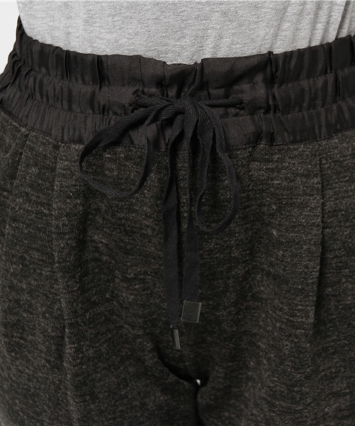 ikka(イッカ)の「カットソータックパンツ(その他パンツ・レディース・チャコールグレー/ライトグレー・LARGE/MEDIUM)」の4枚目の写真