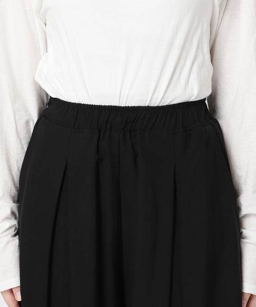 plage(プラージュ)の「【NEARBYME/ニアーバイミー】 別注 SILKY ワイドパンツ(スラックス・レディース・ブラック・36/38)」の7枚目の写真