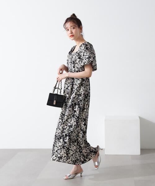 N.（N. Natural Beauty Basic）（エヌエヌナチュラルビューティーベーシック）の「◆スクエアネックバルーンプリントワンピース（ワンピース・レディース・グレー系その他/ブラック系その他・MEDIUM/SMALL）」の7枚目の写真