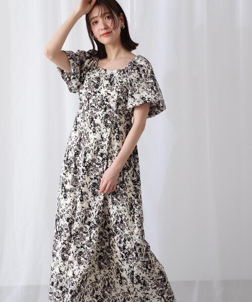 N.（N. Natural Beauty Basic）（エヌエヌナチュラルビューティーベーシック）の「◆スクエアネックバルーンプリントワンピース（ワンピース・レディース・グレー系その他/ブラック系その他・MEDIUM/SMALL）」の11枚目の写真