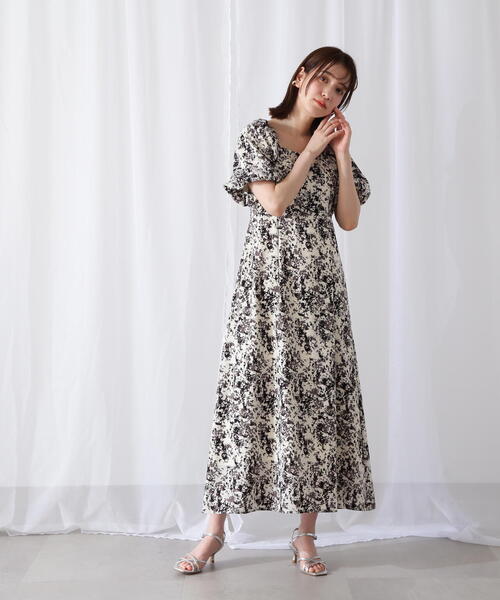 N.（N. Natural Beauty Basic）（エヌエヌナチュラルビューティーベーシック）の「◆スクエアネックバルーンプリントワンピース（ワンピース・レディース・グレー系その他/ブラック系その他・MEDIUM/SMALL）」の12枚目の写真