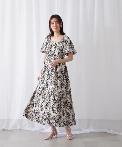 N.（N. Natural Beauty Basic）（エヌエヌナチュラルビューティーベーシック）の「◆スクエアネックバルーンプリントワンピース（ワンピース・レディース・グレー系その他/ブラック系その他・MEDIUM/SMALL）」の15枚目の写真