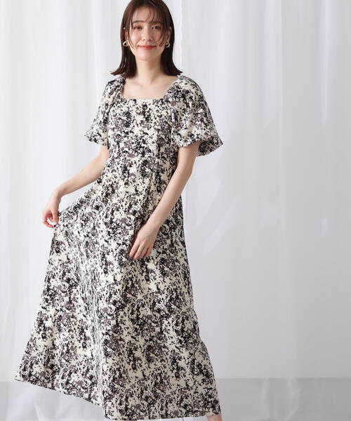 N.（N. Natural Beauty Basic）（エヌエヌナチュラルビューティーベーシック）の「◆スクエアネックバルーンプリントワンピース（ワンピース・レディース・グレー系その他/ブラック系その他・MEDIUM/SMALL）」の2枚目の写真