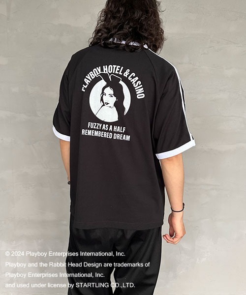 PLAYBOY（プレイボーイ）の「【WEB限定】[PLAYBOY×SEQUENZ/プレイボーイ×シークエンズ] バックプリントラインTシャツ（Tシャツ/カットソー・レディース・ブラック/オートミール・M/L）」の9枚目の写真