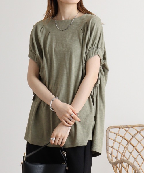 Arinomama(アリノママ)の「Arinomama SZスラブ ストレッチルーズプルオーバー(Tシャツ/カットソー・レディース・ブラック/アイボリー/ライトカーキ/イエロー・FREE)」の2枚目の写真