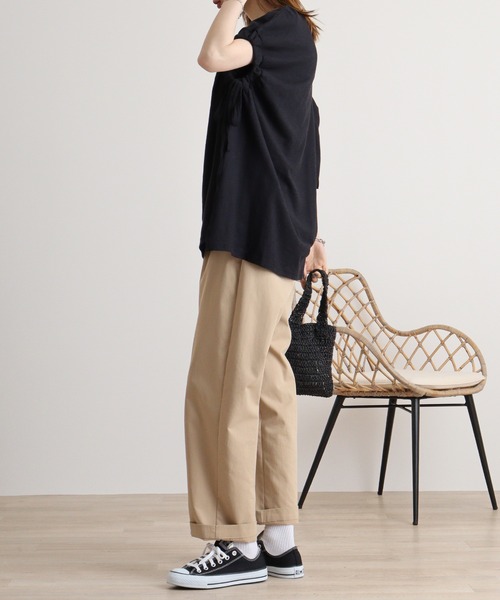 Arinomama(アリノママ)の「Arinomama SZスラブ ストレッチルーズプルオーバー(Tシャツ/カットソー・レディース・ブラック/アイボリー/ライトカーキ/イエロー・FREE)」の16枚目の写真