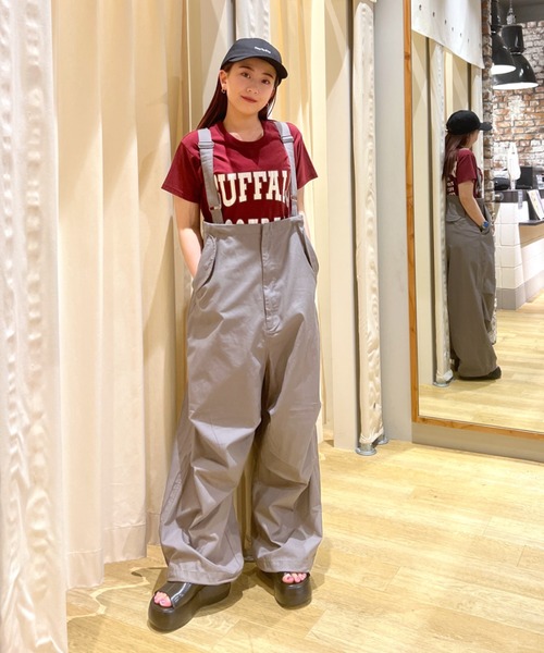 RODEO CROWNS WIDE BOWL(ロデオクラウンズワイドボウル)の「BUFFALO FOOTBALL Tシャツ(Tシャツ/カットソー・レディース・ライトベージュ/チャコールグレー/マジェンタ・FREE)」の10枚目の写真