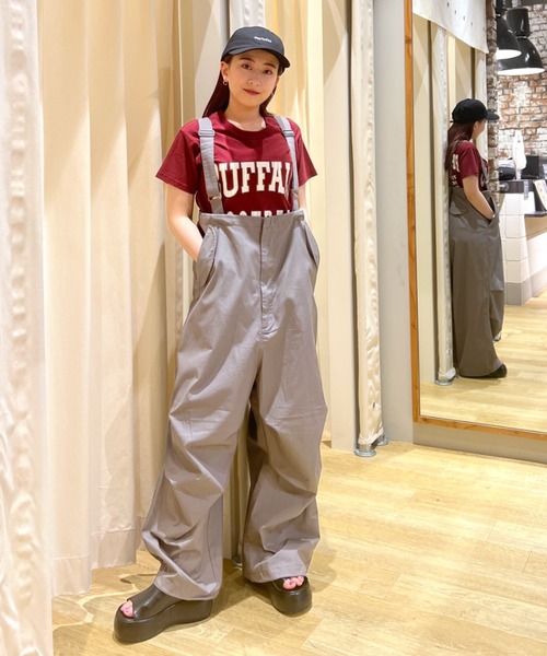 RODEO CROWNS WIDE BOWL(ロデオクラウンズワイドボウル)の「BUFFALO FOOTBALL Tシャツ(Tシャツ/カットソー・レディース・ライトベージュ/チャコールグレー/マジェンタ・FREE)」の15枚目の写真