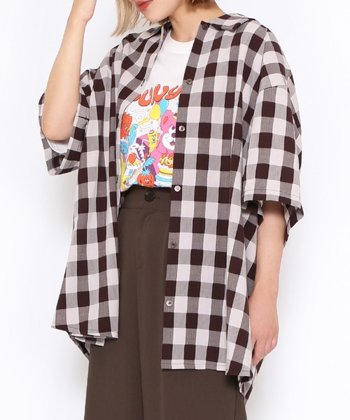 PUNYUS（プニュズ）の「ギンガムチェックオーバーシャツ（シャツ/ブラウス・レディース・ブラウン/グリーン/ピンク・3/4）」の2枚目の写真