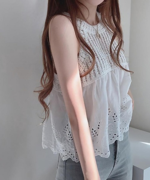deux amour(ドゥーザムール)の「カギ針×オーバーレースドッキングアメスリタンクトップ(Tシャツ/カットソー・レディース・ホワイト/アイボリー・FREE)」の4枚目の写真