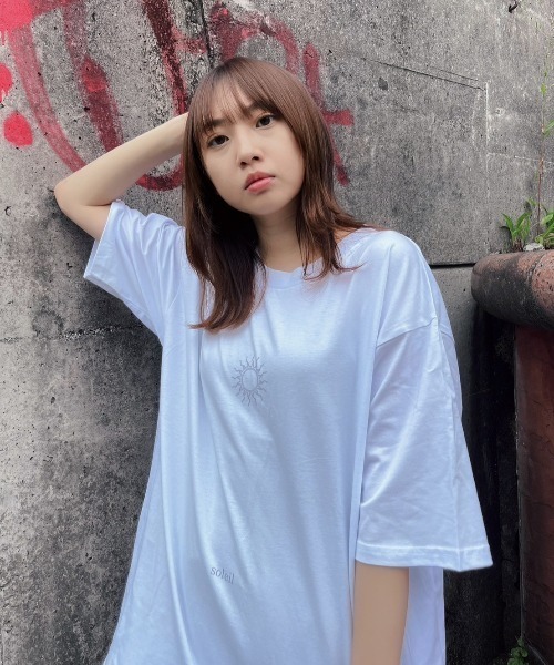 マネスキン ツアー FISHEYE ECRU Tシャツ Lサイズ 新品未使用 Amazon | Måneskin 魚眼 Tシャツ | Tシャツ・カットソー 通販