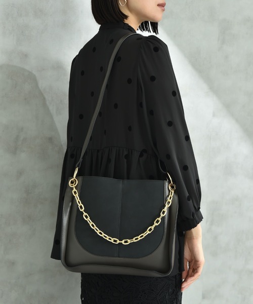 INTERPLANET（インタープラネット）の「チェーン付スエード２ＷＡＹＢＡＧ（ショルダーバッグ・レディース・ブラック/チョコ・フリー）」の18枚目の写真