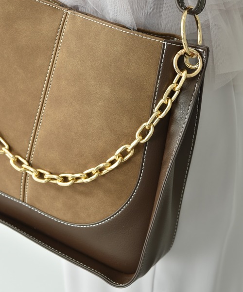 INTERPLANET（インタープラネット）の「チェーン付スエード２ＷＡＹＢＡＧ（ショルダーバッグ・レディース・ブラック/チョコ・フリー）」の12枚目の写真