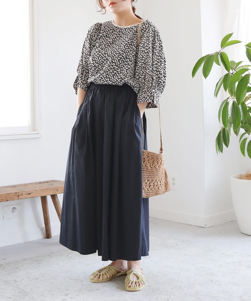 Crisp（クリスプ）の「バックリボンフラワーパフスリーブブラウス（シャツ/ブラウス・レディース・レッド/ブラック/ブルー・FREE）」の4枚目の写真