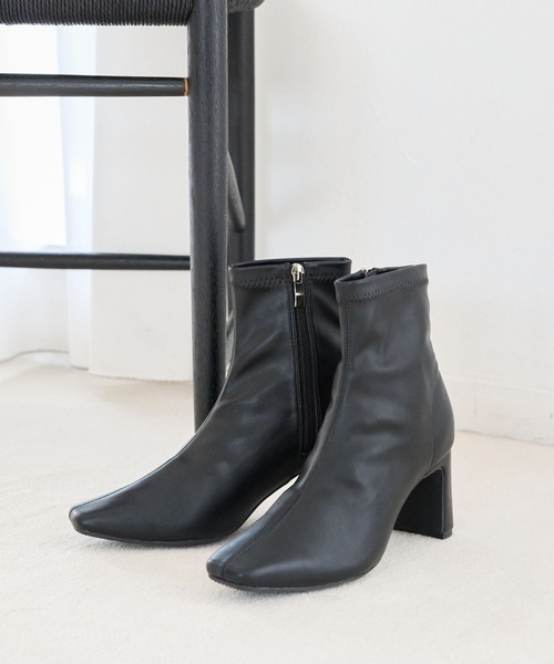 Andemiu（アンデミュウ）の「ストレッチヒールブーツ140222（ブーツ・レディース・ブラック/ブラウン/アイボリー・MEDIUM/LARGE）」の3枚目の写真