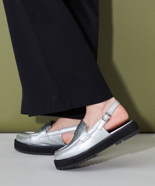 CITEN（シテン）の「＜CITEN＞ ボリュームソール バックルベルト ローファー（ローファー・レディース・ブラック/シルバー・S/M/L）」の21枚目の写真