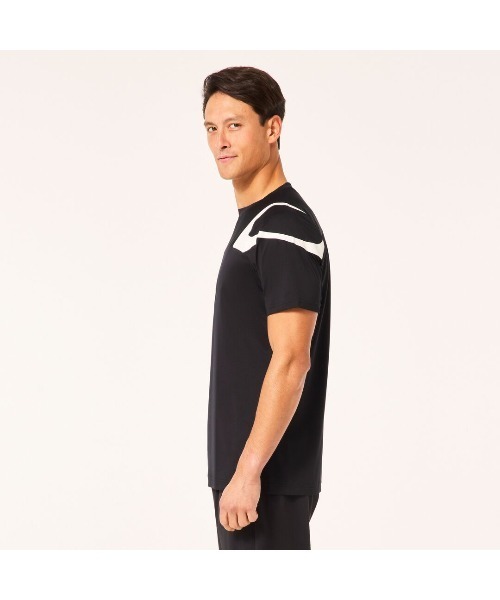 OAKLEY(オークリー)の「オークリー ENHANCE TECH COLD SS CREW 2.0 /Tシャツ/ TRAINING スポーツ・トレーニング/ OAKLEY(Tシャツ/カットソー・メンズ・ホワイト/ライトブルー/ブラック/ネイビー・S/XL/M/L)」の10枚目の写真
