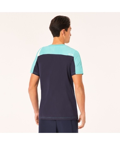 OAKLEY(オークリー)の「オークリー ENHANCE TECH COLD SS CREW 2.0 /Tシャツ/ TRAINING スポーツ・トレーニング/ OAKLEY(Tシャツ/カットソー・メンズ・ホワイト/ライトブルー/ブラック/ネイビー・S/XL/M/L)」の6枚目の写真