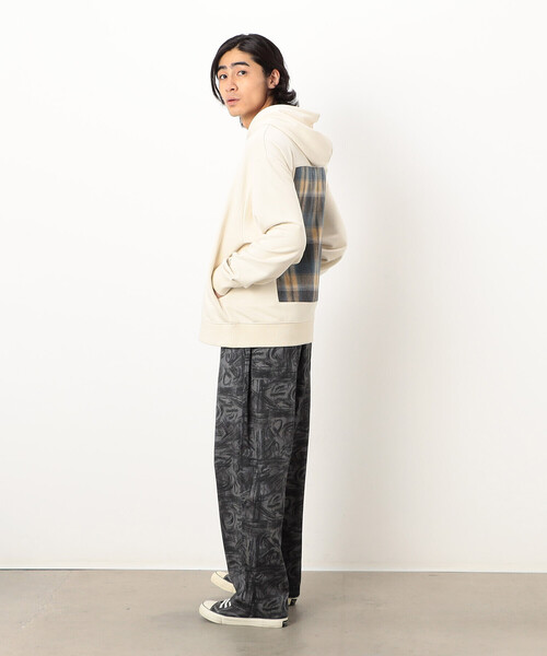 Purple&Yellow（パープルアンドイエロー）の「パネルチェックプルオーバーパーカ（パーカー・メンズ・アイボリー/ブラック・SMALL/MEDIUM/LARGE）」の3枚目の写真