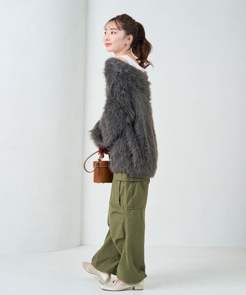 olu. シャギーVネックニットアウター　ブルー RONEL ニット セーター 「VERY1月号掲載」シャギーVネックプルオーバー