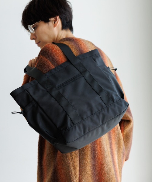 LAKOLE（ラコレ）の「ポリエステルビッグトートバッグ / 141814（トートバッグ・メンズ・ブラック/グレー・FREE）」の2枚目の写真