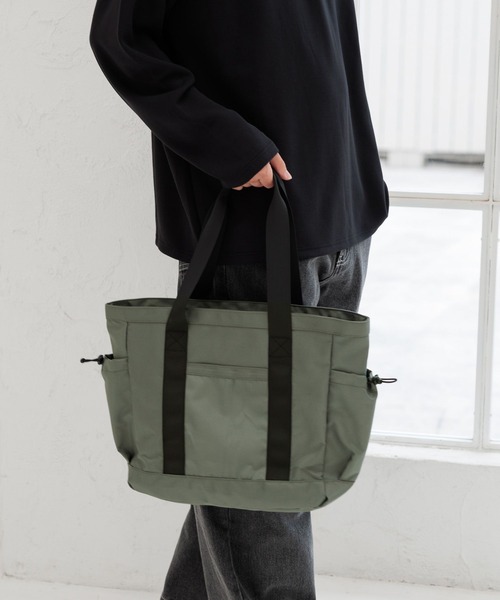 LAKOLE（ラコレ）の「ポリエステルビッグトートバッグ / 141814（トートバッグ・メンズ・ブラック/グレー・FREE）」の6枚目の写真
