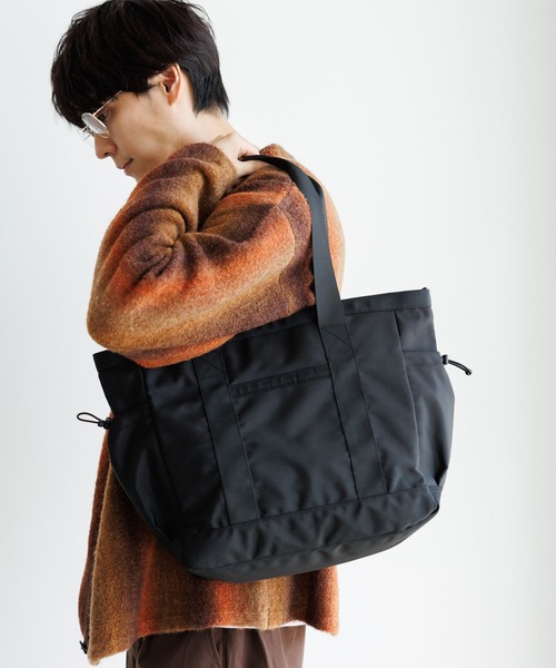 LAKOLE（ラコレ）の「ポリエステルビッグトートバッグ / 141814（トートバッグ・メンズ・ブラック/グレー・FREE）」の4枚目の写真