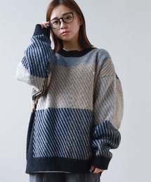 BEVERLY HILLS POLO CLUB（ビバリーヒルズポロクラブ）の「【BEVERLY HILLS POLO CLUB/ビバリーヒルズポロクラブ】ブランドロゴ ワンポイント刺繍&マルチチェック柄デザイン モヘアタッチ クルーネックニット/ビッグシルエット（ニット/セーター・レディース）」