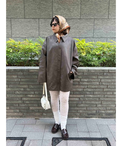 WC（ダブル シー）の「アソート柄スカーフ（バンダナ/スカーフ・レディース・ブラウン/ネイビー・FREE）」の3枚目の写真