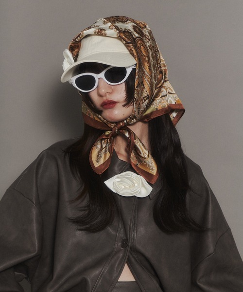 WC（ダブル シー）の「アソート柄スカーフ（バンダナ/スカーフ・レディース・ブラウン/ネイビー・FREE）」の13枚目の写真