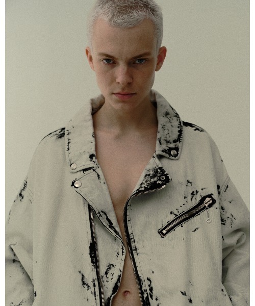 DISCOVERED（ディスカバード）の「DISCOVERED BLACK BLEACH W RIDERS