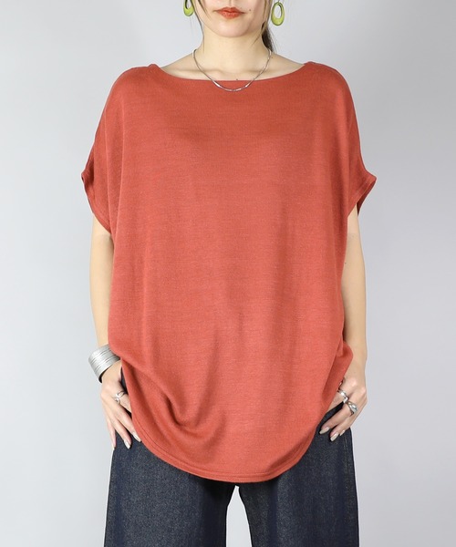 and it_(アンドイット)の「ボートネックドルマンニットソー(Tシャツ/カットソー・レディース・ロイヤルブルー/マスタード/ダークグリーン/ダークオレンジ/ブラック・FREE)」の5枚目の写真