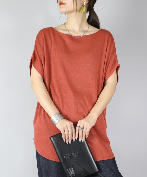 and it_(アンドイット)の「ボートネックドルマンニットソー(Tシャツ/カットソー・レディース・ロイヤルブルー/マスタード/ダークグリーン/ダークオレンジ/ブラック・FREE)」の18枚目の写真