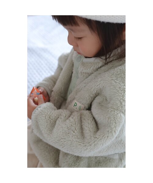 p.premier(ピードットプルミエ)の「ファーフリースプルオーバー(スウェット・キッズ・ブラック/ブルー/パープル/ミント・80/90/100/110/120/130/140)」の8枚目の写真