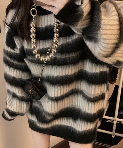 SPIGA(スピーガ)の「モヘアボーダービックシルエットニット(ニット/セーター・レディース・ホワイト×ブラック・FREE)」の2枚目の写真