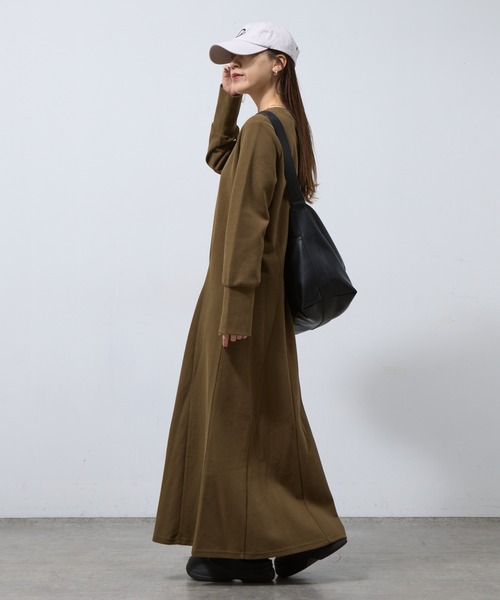 COLONY 2139（コロニートゥーワンスリーナイン）の「カルゼ長袖フレアワンピース（ワンピース・レディース・ライトグレー/ブラック/カーキ・FREE）」の14枚目の写真