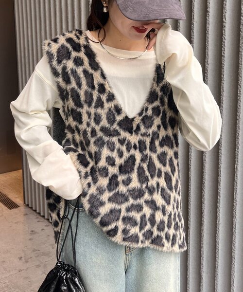 TO BE CHIC エコファーコンビタフタベスト ファー チャーム TO BE CHIC エコファーコンビタフタベスト ファー チャーム