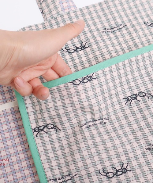 I am I in fact...(アイアムアイインファクト)の「●ANT CHECK パイピングトートバッグ(トートバッグ・レディース・グリーン/レッド・FREE)」の4枚目の写真