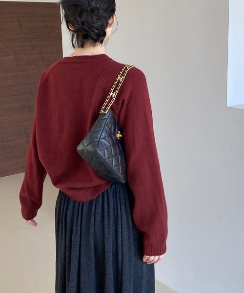 プレート付きヘンリーネックラグランニット（ニット/セーター）｜Alum'（アルム）