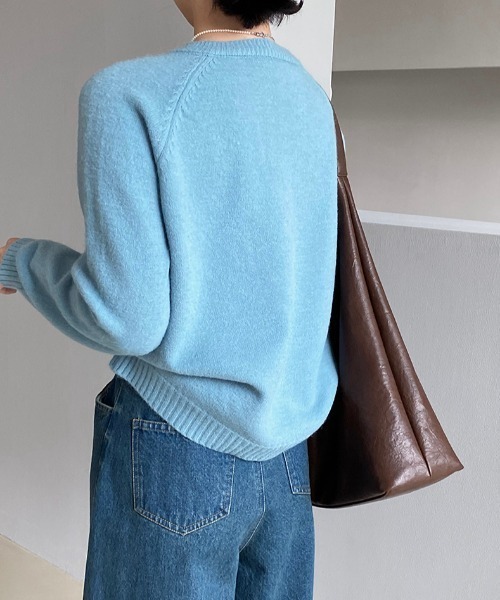 プレート付きヘンリーネックラグランニット（ニット/セーター）｜Alum'（アルム）