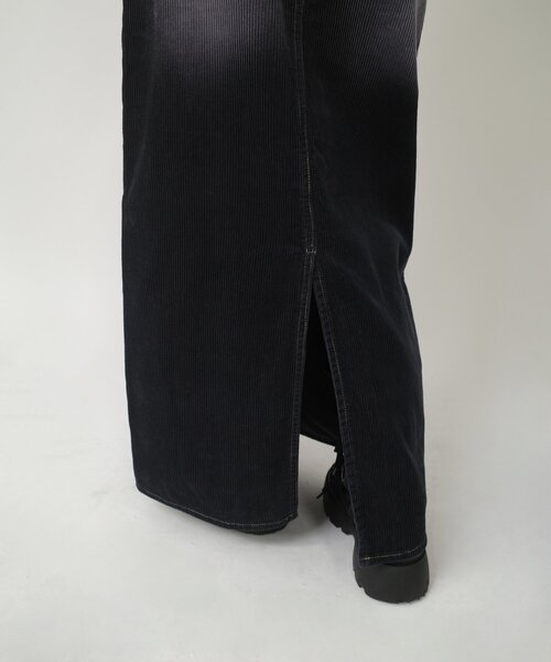 WHO'S WHO gallery（フーズフーギャラリー）の「スラッシュポケットコーデユロイスカート（スカート・レディース・ブラウン/グレー/ブラック・FREE）」の6枚目の写真