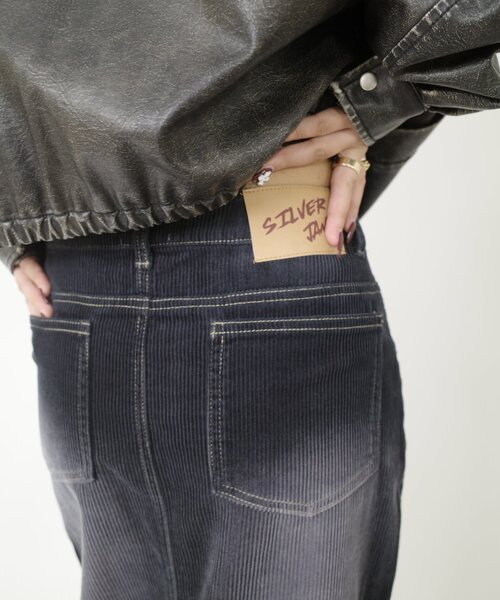 WHO'S WHO gallery（フーズフーギャラリー）の「スラッシュポケットコーデユロイスカート（スカート・レディース・ブラウン/グレー/ブラック・FREE）」の7枚目の写真